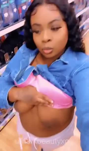 big tits flashing titty drop xxx video