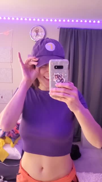 reddit cosplay onlyfans fansly nerd costume sex video