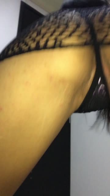 solo brunette latina porn video